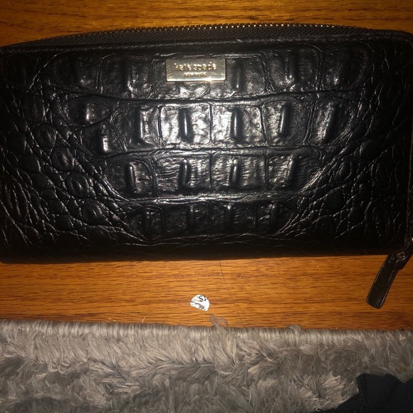 Like new Kate Spade handbag with matching wallet - Picture 13 of 13